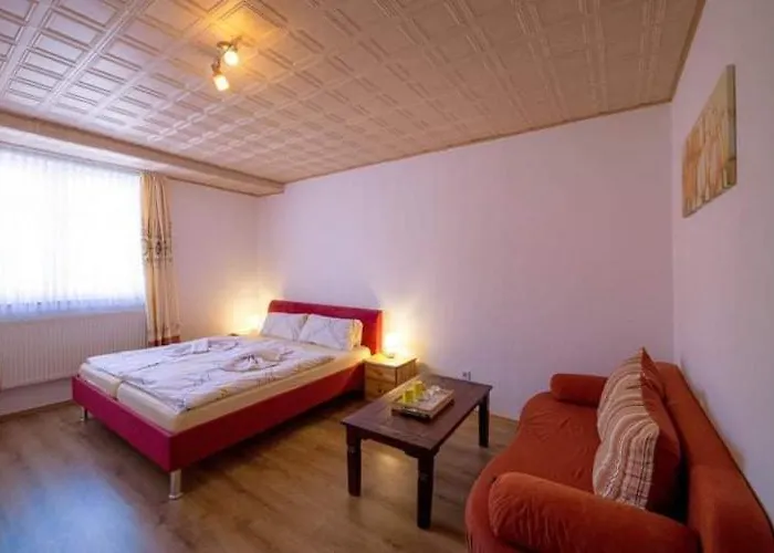 Und China - Thai Restaurant - Haus Casa de hóspedes